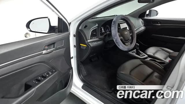 2018 Hyundai Avante AD 1.6 GDI Value Plus Sold VIN KMHD641DBJU638016 – photo 24 2018 Hyundai Avante AD 1.6 GDI Value Plus Sold VIN KMHD641DBJU638016 – photo 24