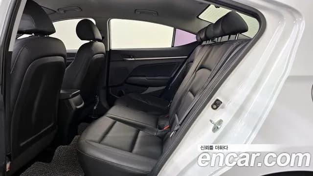 2018 Hyundai Avante AD 1.6 GDI Value Plus Sold VIN KMHD641DBJU640611 – photo 13 2018 Hyundai Avante AD 1.6 GDI Value Plus Sold VIN KMHD641DBJU640611 – photo 13