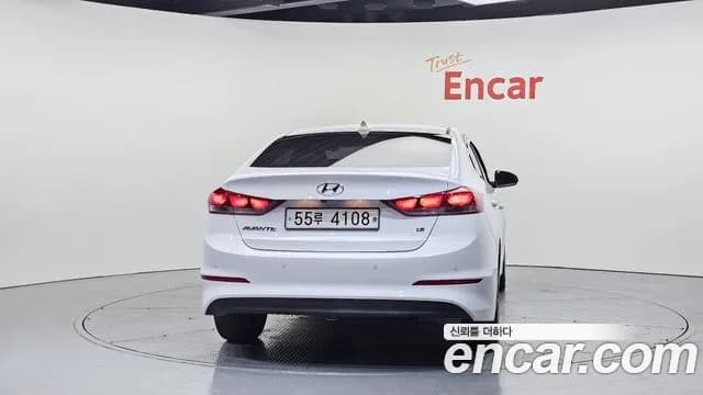 2018 Hyundai Avante AD 1.6 GDI Value Plus Sold VIN KMHD641DBJU655215 – exterior detail 2018 Hyundai Avante AD 1.6 GDI Value Plus Sold VIN KMHD641DBJU655215 – exterior detail