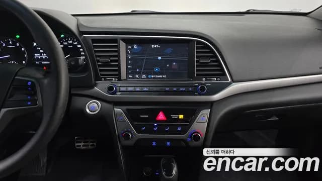2018 Hyundai Avante AD 1.6 GDI Value Plus Sold VIN KMHD641DBJU689582 – front exterior 2018 Hyundai Avante AD 1.6 GDI Value Plus Sold VIN KMHD641DBJU689582 – front exterior