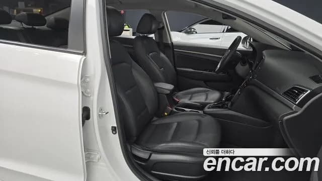 2018 Hyundai Avante AD 1.6 GDI Value Plus Sold VIN KMHD641DBJU689582 – odometer reading 2018 Hyundai Avante AD 1.6 GDI Value Plus Sold VIN KMHD641DBJU689582 – odometer reading
