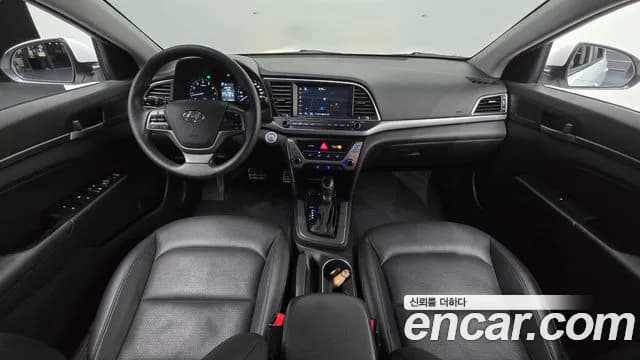 2018 Hyundai Avante AD 1.6 GDI Value Plus Sold VIN KMHD641DBJU689582 – photo 17 2018 Hyundai Avante AD 1.6 GDI Value Plus Sold VIN KMHD641DBJU689582 – photo 17