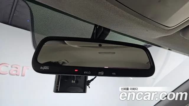 2018 Hyundai Avante AD 1.6 GDI Value Plus Sold VIN KMHD641DBJU695910 – trunk area 2018 Hyundai Avante AD 1.6 GDI Value Plus Sold VIN KMHD641DBJU695910 – trunk area