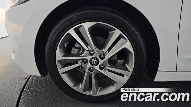 2018 Hyundai Avante AD 1.6 GDI Value Plus Sold VIN KMHD641DBJU695910 – photo 16 2018 Hyundai Avante AD 1.6 GDI Value Plus Sold VIN KMHD641DBJU695910 – photo 16