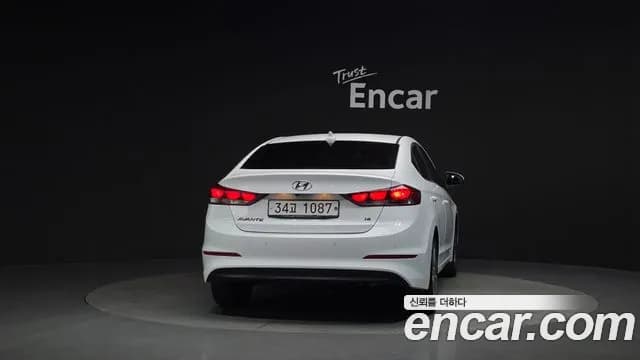 2018 Hyundai Avante AD 1.6 GDI Value Plus Sold VIN KMHD641DBJU708881 – front exterior 2018 Hyundai Avante AD 1.6 GDI Value Plus Sold VIN KMHD641DBJU708881 – front exterior