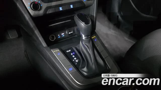 2018 Hyundai Avante AD 1.6 GDI Value Plus Sold VIN KMHD641DBJU708881 – exterior detail 2018 Hyundai Avante AD 1.6 GDI Value Plus Sold VIN KMHD641DBJU708881 – exterior detail