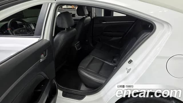 2018 Hyundai Avante AD 1.6 GDI Value Plus Sold VIN KMHD641DBJU731921 – side profile 2018 Hyundai Avante AD 1.6 GDI Value Plus Sold VIN KMHD641DBJU731921 – side profile