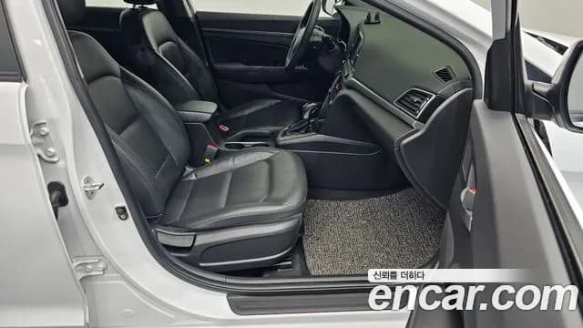 2018 Hyundai Avante AD 1.6 GDI Value Plus Sold VIN KMHD641DBJU745467 – dashboard 2018 Hyundai Avante AD 1.6 GDI Value Plus Sold VIN KMHD641DBJU745467 – dashboard