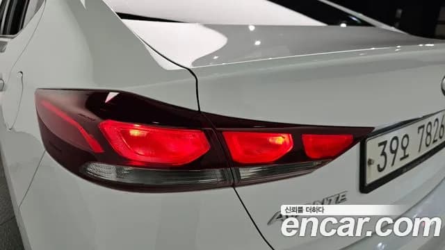 2018 Hyundai Avante AD 1.6 GDI Value Plus Sold VIN KMHD641DBJU745467 – engine bay 2018 Hyundai Avante AD 1.6 GDI Value Plus Sold VIN KMHD641DBJU745467 – engine bay