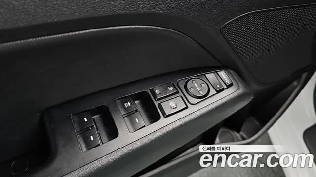 2018 Hyundai Avante AD 1.6 GDI Value Plus Sold VIN KMHD641DBJU745467 – exterior detail 2018 Hyundai Avante AD 1.6 GDI Value Plus Sold VIN KMHD641DBJU745467 – exterior detail