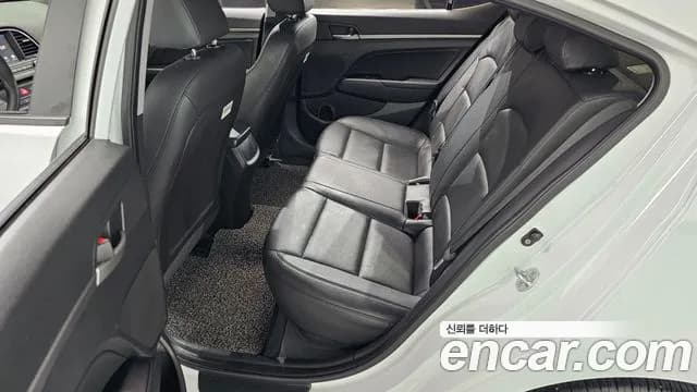 2018 Hyundai Avante AD 1.6 GDI Value Plus Sold VIN KMHD641DBJU745467 – photo 30 2018 Hyundai Avante AD 1.6 GDI Value Plus Sold VIN KMHD641DBJU745467 – photo 30