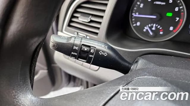 2018 Hyundai Avante AD 1.6 GDI Value Plus Sold VIN KMHD641DBJU746006 – photo 15 2018 Hyundai Avante AD 1.6 GDI Value Plus Sold VIN KMHD641DBJU746006 – photo 15