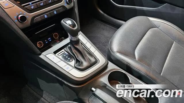 2018 Hyundai Avante AD 1.6 GDI Value Plus Sold VIN KMHD641DBJU751257 – engine bay 2018 Hyundai Avante AD 1.6 GDI Value Plus Sold VIN KMHD641DBJU751257 – engine bay