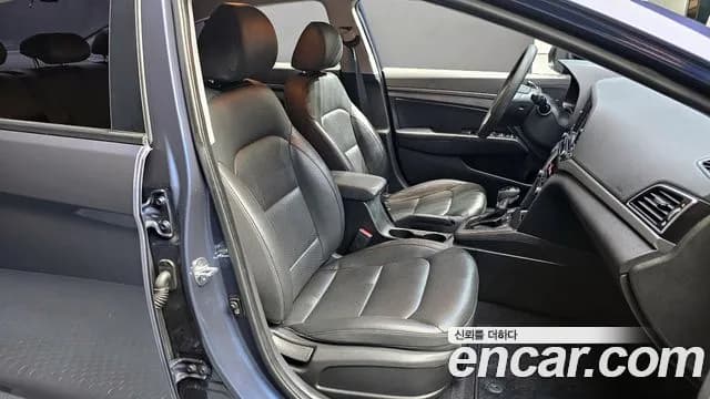 2018 Hyundai Avante AD 1.6 GDI Value Plus Sold VIN KMHD641DBJU751257 – photo 13 2018 Hyundai Avante AD 1.6 GDI Value Plus Sold VIN KMHD641DBJU751257 – photo 13