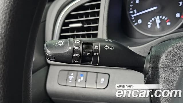 2018 Hyundai Avante AD 1.6 GDI Value Plus Sold VIN KMHD641DBJU752078 – photo 20 2018 Hyundai Avante AD 1.6 GDI Value Plus Sold VIN KMHD641DBJU752078 – photo 20