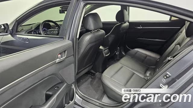 2019 Hyundai The New Avante AD 1.6 Sold VIN KMHD641EEKU769417 – photo 12 2019 Hyundai The New Avante AD 1.6 Sold VIN KMHD641EEKU769417 – photo 12