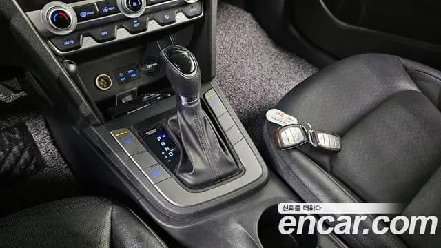 2019 Hyundai The New Avante AD 1.6 Sold VIN KMHD641EEKU770767 – exterior detail 2019 Hyundai The New Avante AD 1.6 Sold VIN KMHD641EEKU770767 – exterior detail