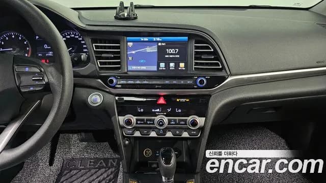 2019 Hyundai The New Avante AD 1.6 Sold VIN KMHD641EEKU770767 – photo 17 2019 Hyundai The New Avante AD 1.6 Sold VIN KMHD641EEKU770767 – photo 17