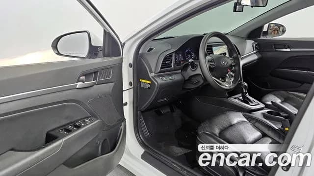 2019 Hyundai The New Avante AD 1.6 Sold VIN KMHD641EEKU778899 – side profile 2019 Hyundai The New Avante AD 1.6 Sold VIN KMHD641EEKU778899 – side profile