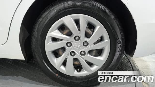 2019 Hyundai The New Avante AD 1.6 Sold VIN KMHD641EEKU778899 – undercarriage 2019 Hyundai The New Avante AD 1.6 Sold VIN KMHD641EEKU778899 – undercarriage