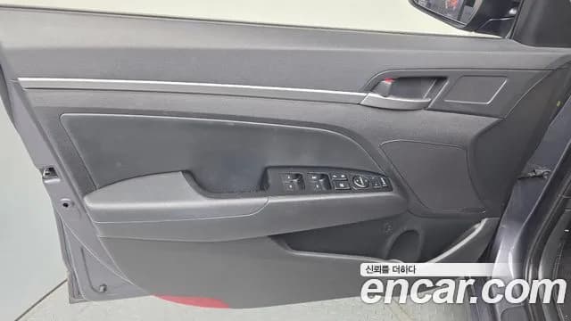 2019 Hyundai The New Avante AD 1.6 Sold VIN KMHD641EEKU786649 – photo 13 2019 Hyundai The New Avante AD 1.6 Sold VIN KMHD641EEKU786649 – photo 13