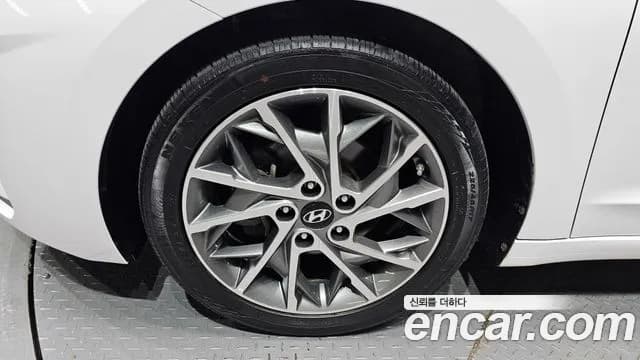 2019 Hyundai The New Avante AD 1.6 Sold VIN KMHD641EEKU790026 – photo 11 2019 Hyundai The New Avante AD 1.6 Sold VIN KMHD641EEKU790026 – photo 11