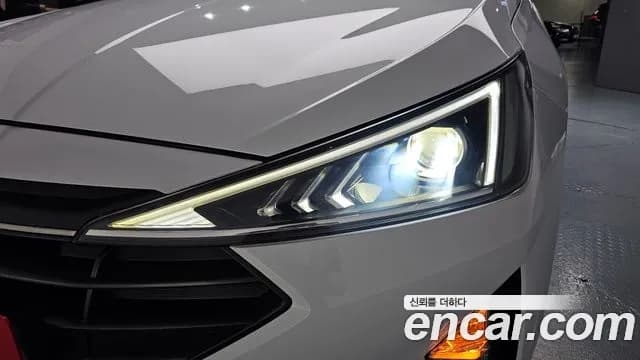 2019 Hyundai The New Avante AD 1.6 Sold VIN KMHD641EEKU807749 – photo 11 2019 Hyundai The New Avante AD 1.6 Sold VIN KMHD641EEKU807749 – photo 11
