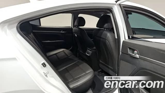 2019 Hyundai The New Avante AD 1.6 Sold VIN KMHD641EEKU807749 – photo 19 2019 Hyundai The New Avante AD 1.6 Sold VIN KMHD641EEKU807749 – photo 19
