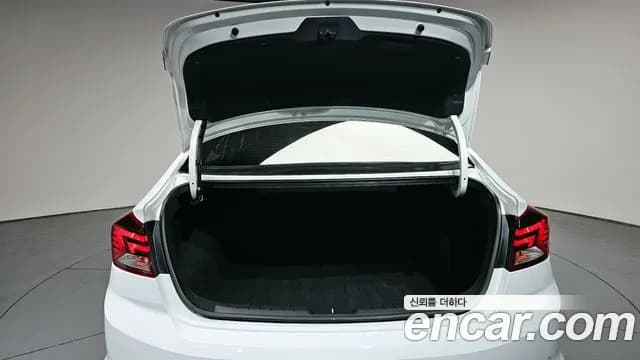 2019 Hyundai The New Avante AD 1.6 Sold VIN KMHD641EEKU807749 – photo 22 2019 Hyundai The New Avante AD 1.6 Sold VIN KMHD641EEKU807749 – photo 22