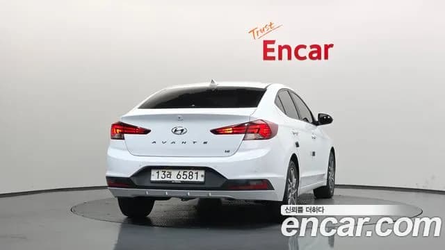 2019 Hyundai The New Avante AD 1.6 Sold VIN KMHD641EEKU828384 – exterior detail 2019 Hyundai The New Avante AD 1.6 Sold VIN KMHD641EEKU828384 – exterior detail