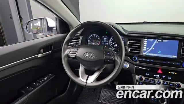 2019 Hyundai The New Avante AD 1.6 Sold VIN KMHD641EEKU834369 – photo 18 2019 Hyundai The New Avante AD 1.6 Sold VIN KMHD641EEKU834369 – photo 18