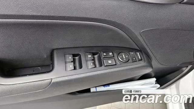 2019 Hyundai The New Avante AD 1.6 Sold VIN KMHD641EEKU838723 – photo 16 2019 Hyundai The New Avante AD 1.6 Sold VIN KMHD641EEKU838723 – photo 16