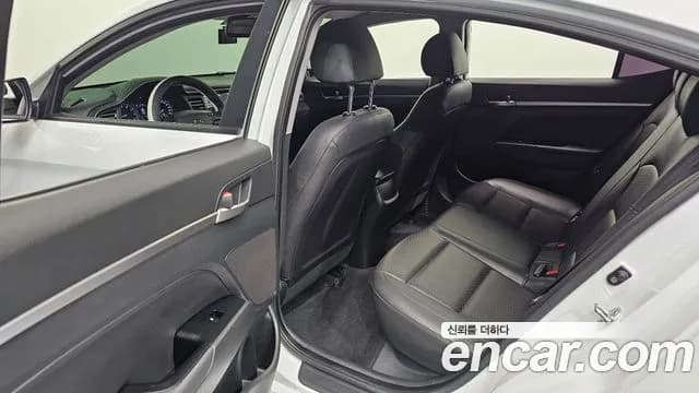 2019 Hyundai The New Avante AD 1.6 Sold VIN KMHD641EEKU838931 – interior seats 2019 Hyundai The New Avante AD 1.6 Sold VIN KMHD641EEKU838931 – interior seats