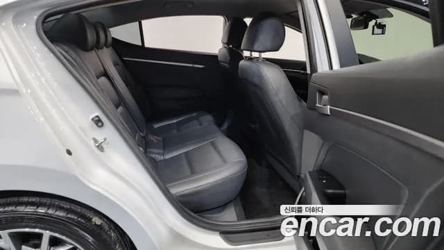 2019 Hyundai The New Avante AD 1.6 Sold VIN KMHD641EEKU840233 – dashboard 2019 Hyundai The New Avante AD 1.6 Sold VIN KMHD641EEKU840233 – dashboard