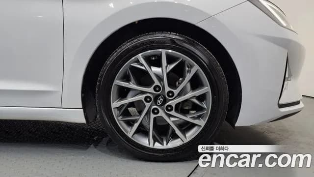 2019 Hyundai The New Avante AD 1.6 Sold VIN KMHD641EEKU840233 – interior seats 2019 Hyundai The New Avante AD 1.6 Sold VIN KMHD641EEKU840233 – interior seats