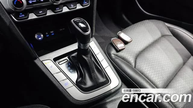 2019 Hyundai The New Avante AD 1.6 Sold VIN KMHD641EEKU866394 – photo 15 2019 Hyundai The New Avante AD 1.6 Sold VIN KMHD641EEKU866394 – photo 15