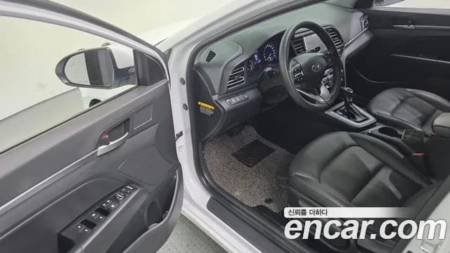 2019 Hyundai The New Avante AD 1.6 Sold VIN KMHD641EEKU869577 – dashboard 2019 Hyundai The New Avante AD 1.6 Sold VIN KMHD641EEKU869577 – dashboard