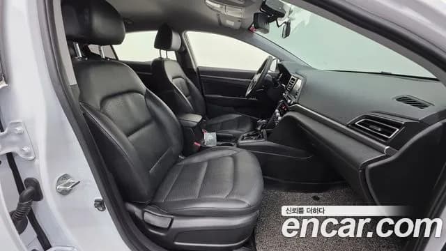 2019 Hyundai The New Avante AD 1.6 Sold VIN KMHD641EEKU869577 – photo 11 2019 Hyundai The New Avante AD 1.6 Sold VIN KMHD641EEKU869577 – photo 11