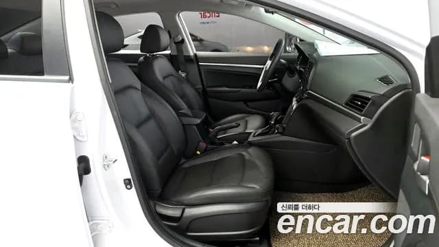 2019 Hyundai The New Avante AD 1.6 Sold VIN KMHD641EEKU890793 – photo 12 2019 Hyundai The New Avante AD 1.6 Sold VIN KMHD641EEKU890793 – photo 12