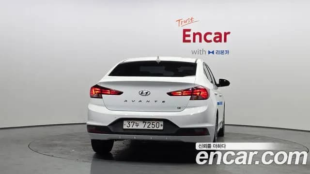 2019 Hyundai The New Avante AD 1.6 Sold VIN KMHD641EEKU890793 – photo 13 2019 Hyundai The New Avante AD 1.6 Sold VIN KMHD641EEKU890793 – photo 13