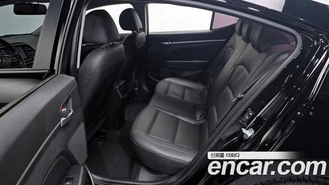 2020 Hyundai The New Avante AD 1.6 Sold VIN KMHD641EELU019162 – rear exterior 2020 Hyundai The New Avante AD 1.6 Sold VIN KMHD641EELU019162 – rear exterior