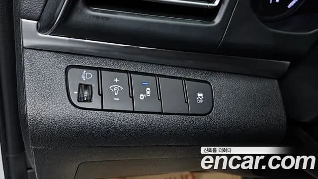 2020 Hyundai The New Avante AD 1.6 Sold VIN KMHD641EELU055136 – undercarriage 2020 Hyundai The New Avante AD 1.6 Sold VIN KMHD641EELU055136 – undercarriage