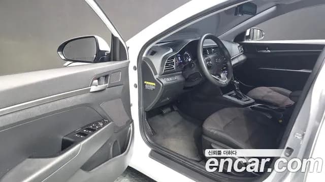 2020 Hyundai The New Avante AD 1.6 Sold VIN KMHD641EELU070538 – front exterior 2020 Hyundai The New Avante AD 1.6 Sold VIN KMHD641EELU070538 – front exterior
