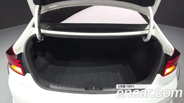 2020 Hyundai The New Avante AD 1.6 Sold VIN KMHD641EELU070538 – photo 24 2020 Hyundai The New Avante AD 1.6 Sold VIN KMHD641EELU070538 – photo 24