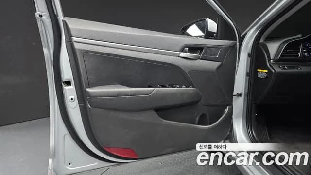 2020 Hyundai The New Avante AD 1.6 LPi Sold VIN KMHD641LBLU079081 – dashboard 2020 Hyundai The New Avante AD 1.6 LPi Sold VIN KMHD641LBLU079081 – dashboard