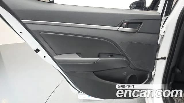 2018 Hyundai Avante AD 1.6 e-VGT SMART Sold VIN KMHD641UGJU538471 – photo 12 2018 Hyundai Avante AD 1.6 e-VGT SMART Sold VIN KMHD641UGJU538471 – photo 12