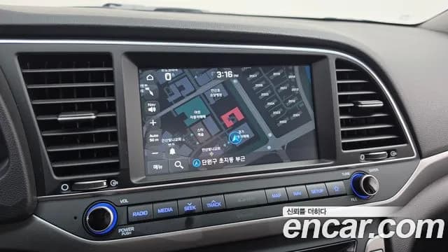 2018 Hyundai Avante AD 1.6 e-VGT SMART Sold VIN KMHD641UGJU538471 – photo 13 2018 Hyundai Avante AD 1.6 e-VGT SMART Sold VIN KMHD641UGJU538471 – photo 13