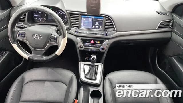 2018 Hyundai Avante AD 1.6 e-VGT SMART Sold VIN KMHD641UGJU581733 – trunk area 2018 Hyundai Avante AD 1.6 e-VGT SMART Sold VIN KMHD641UGJU581733 – trunk area