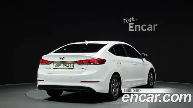 2018 Hyundai Avante AD 1.6 e-VGT SMART Sold VIN KMHD641UGJU617181 – photo 17 2018 Hyundai Avante AD 1.6 e-VGT SMART Sold VIN KMHD641UGJU617181 – photo 17