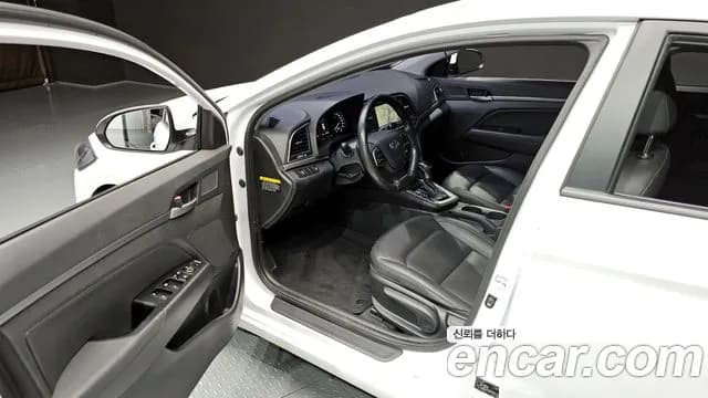 2018 Hyundai Avante AD 1.6 e-VGT SMART Sold VIN KMHD641UGJU617181 – photo 27 2018 Hyundai Avante AD 1.6 e-VGT SMART Sold VIN KMHD641UGJU617181 – photo 27